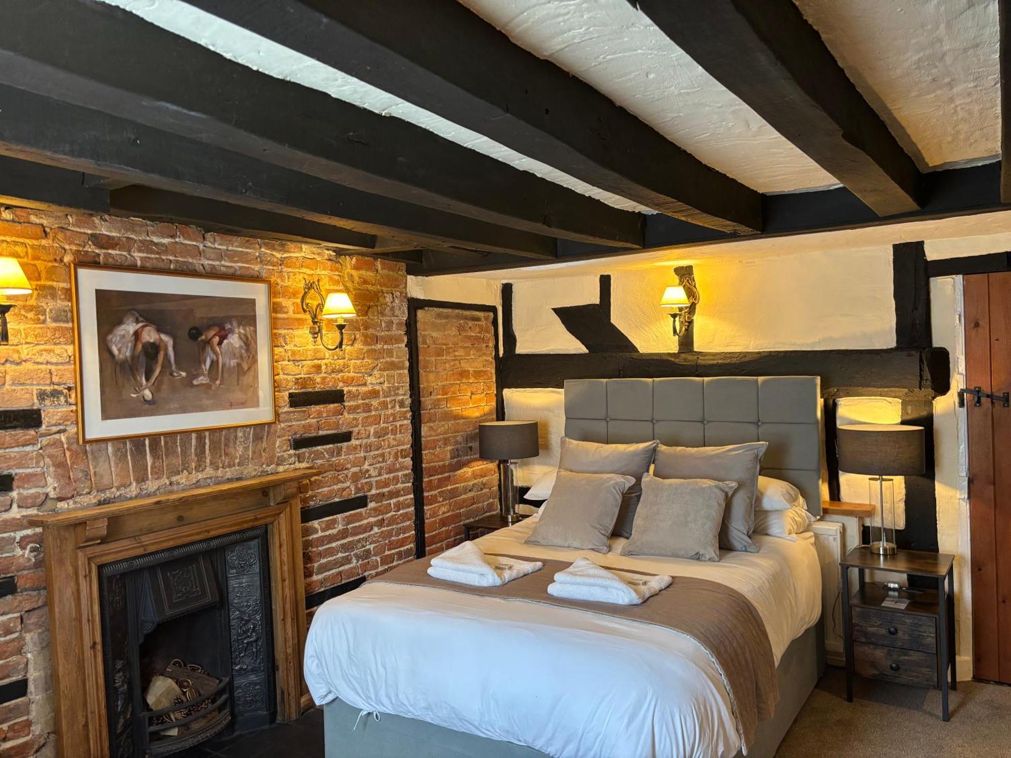 The Half Moon Inn Woking Luaran gambar