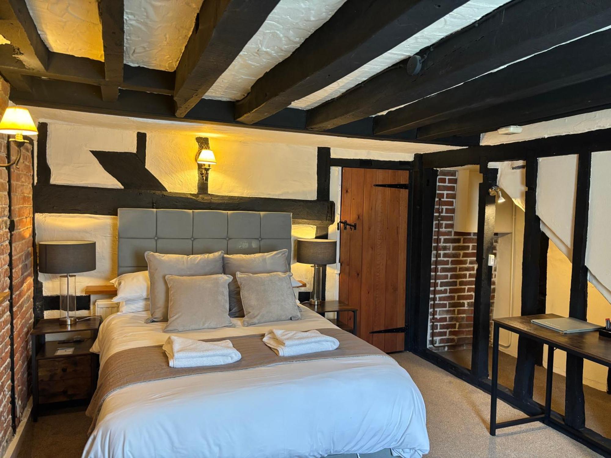 The Half Moon Inn Woking Luaran gambar
